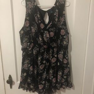 Ruffled floral romper with keyhole detail